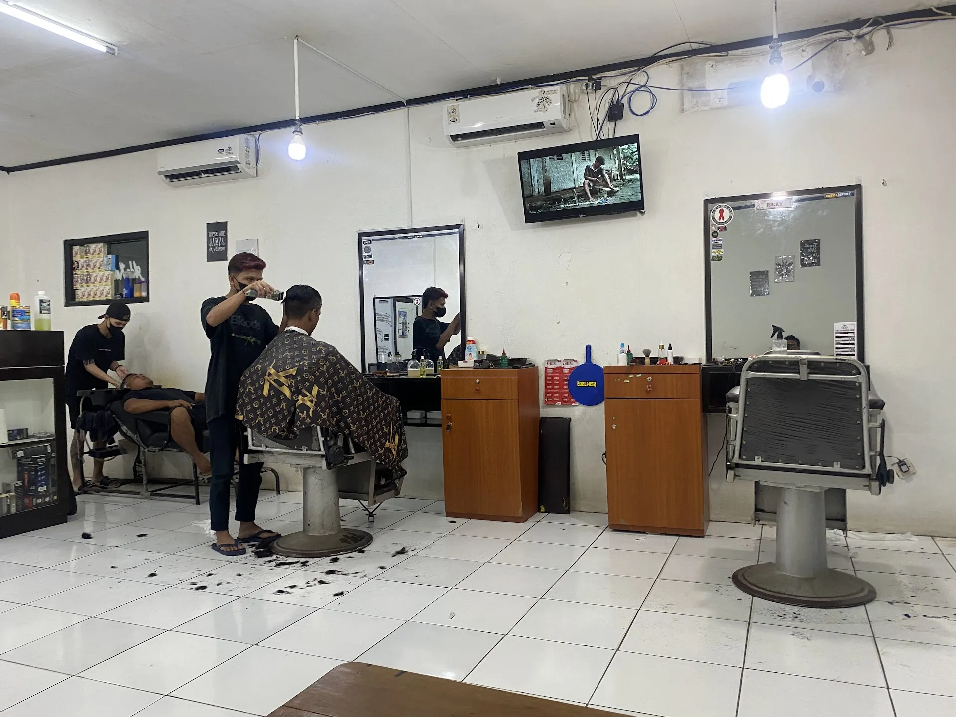 ADA Barber Shop #7