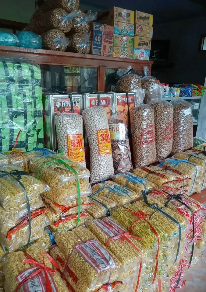 Agen Beras Pak Warsito dan toko sembako Annisa