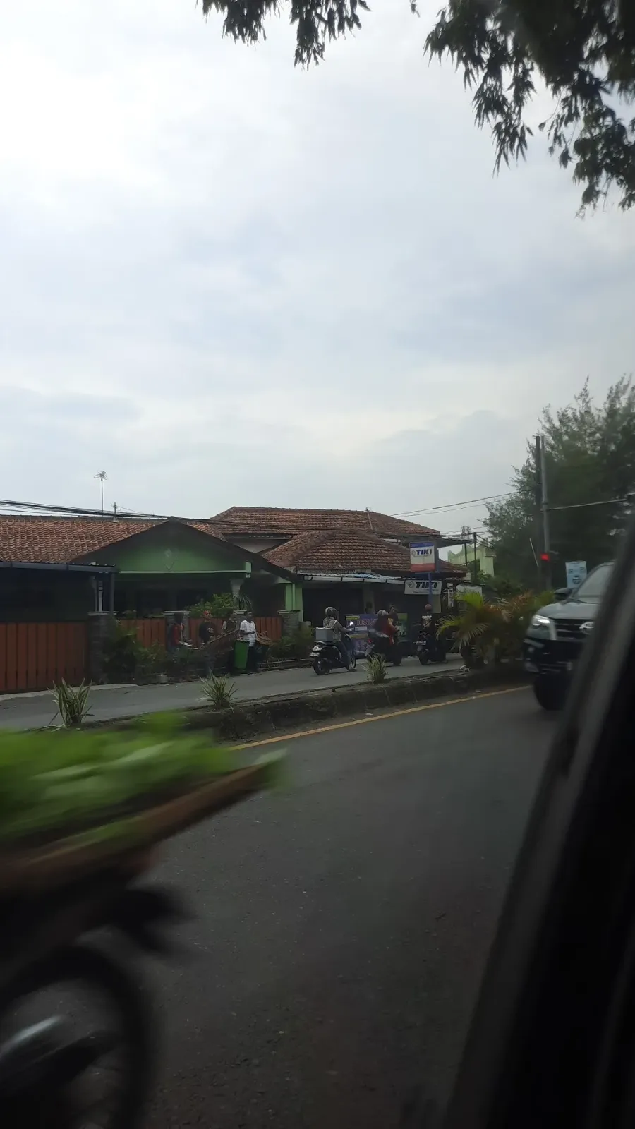 Agen Bis DMI