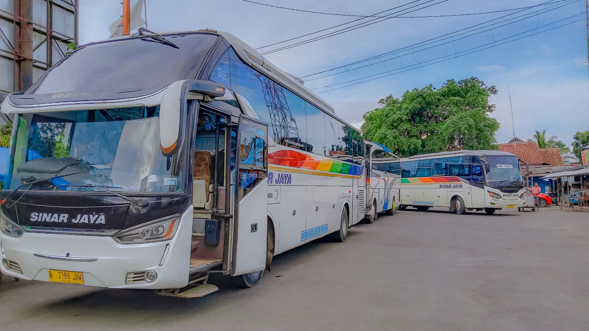 Agen Bus Sinar Jaya Adipala