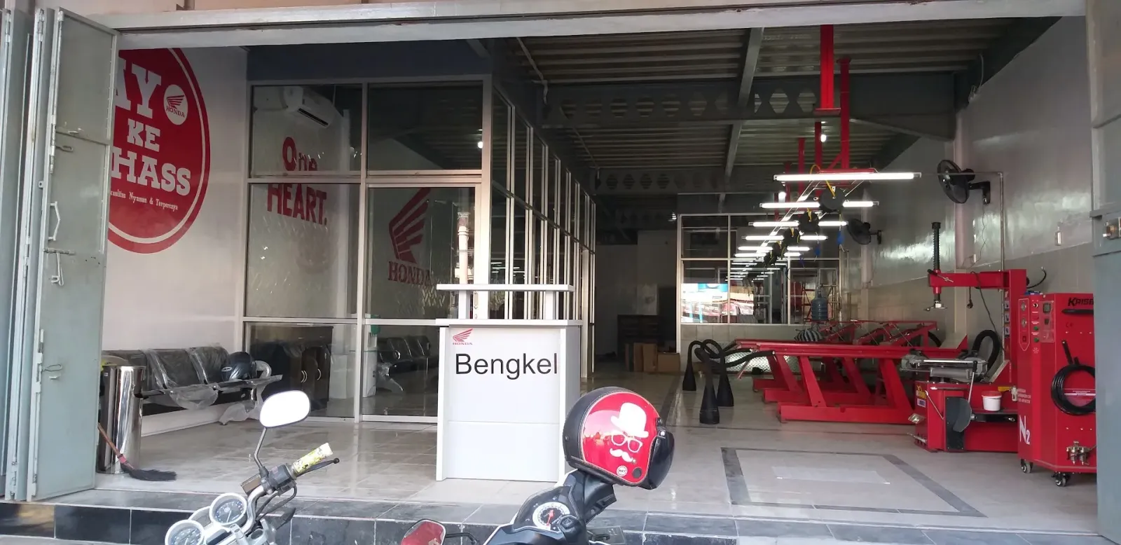 AHASS Anugerah Jaya Motor Kroya