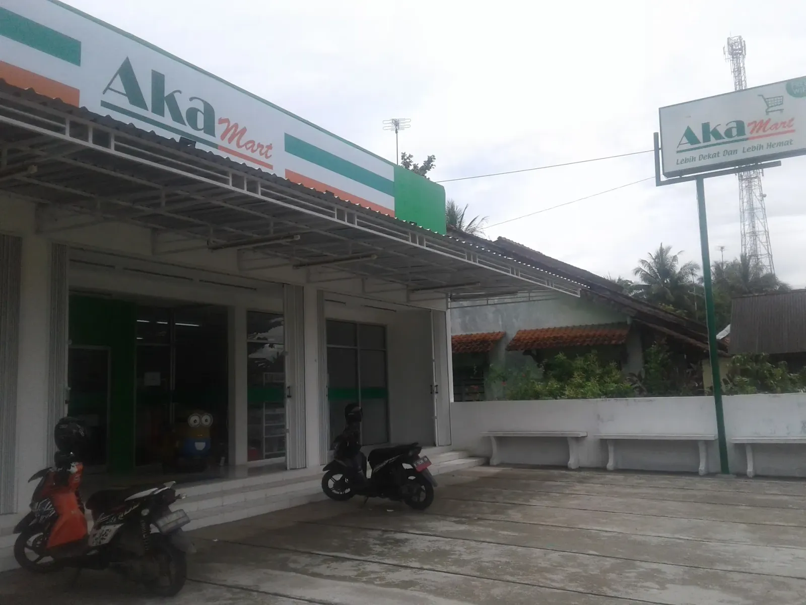 Akamart