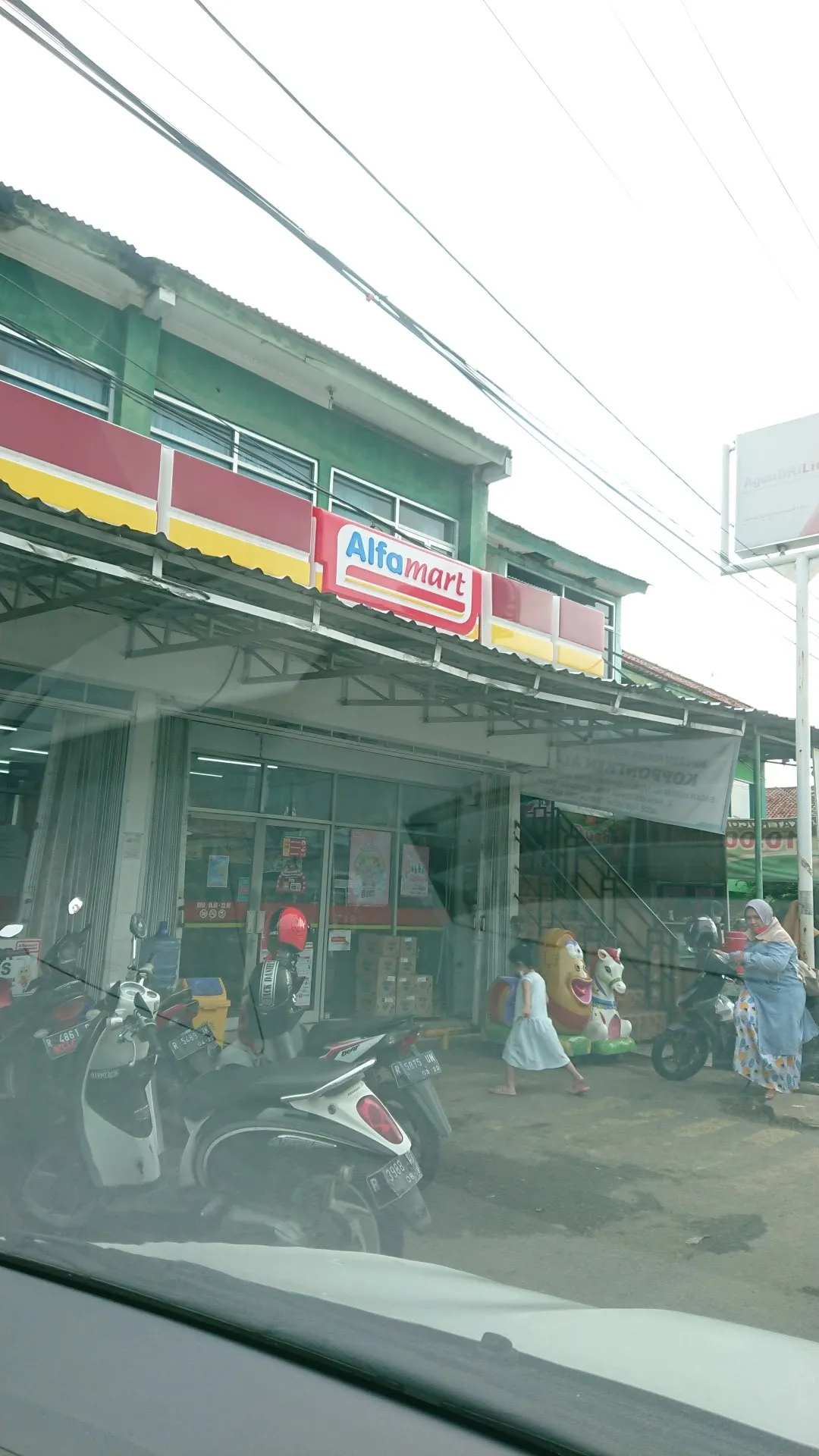 ALFAMART KESUGIHAN