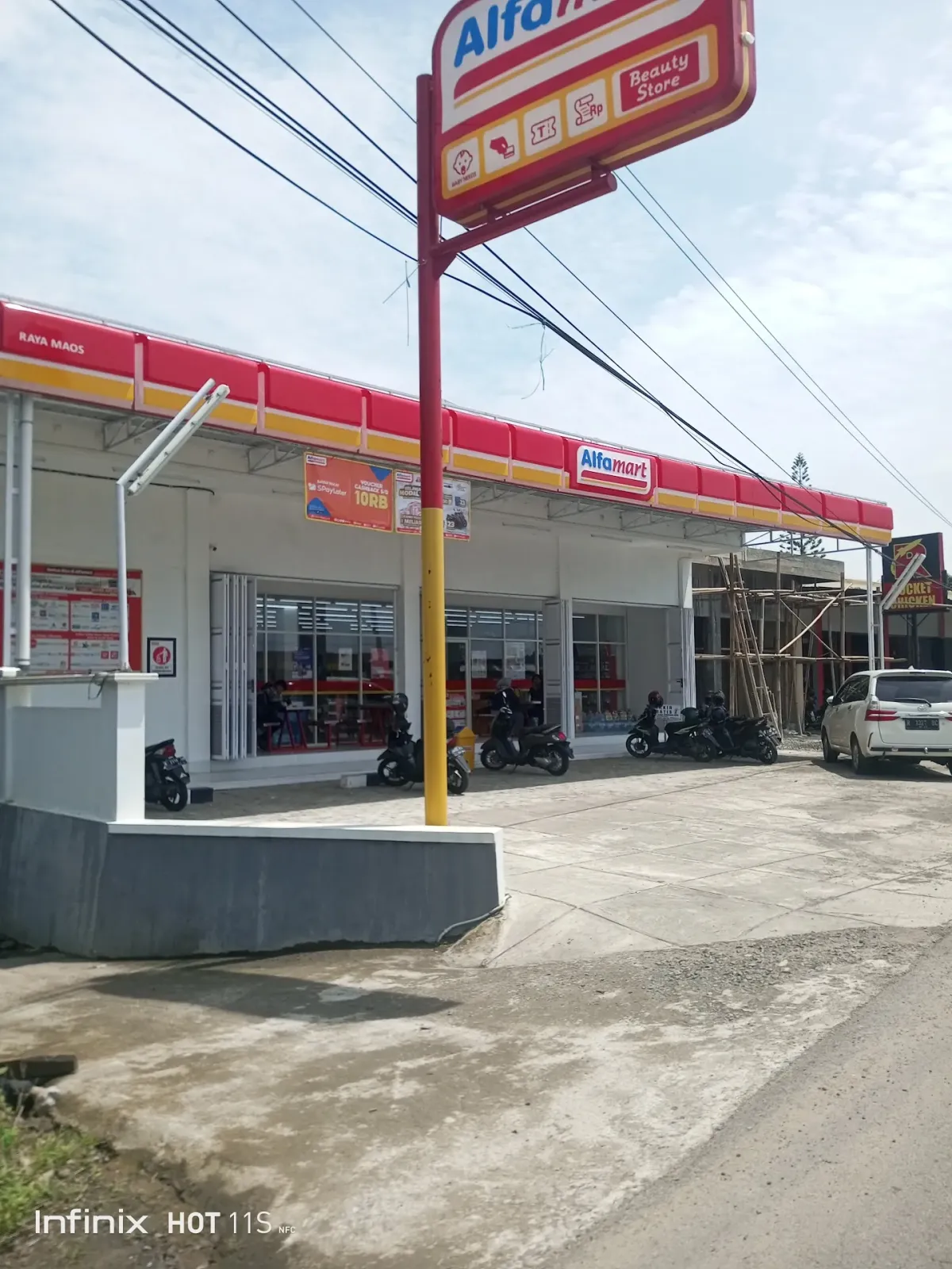 Alfamart Pasar Tambangan