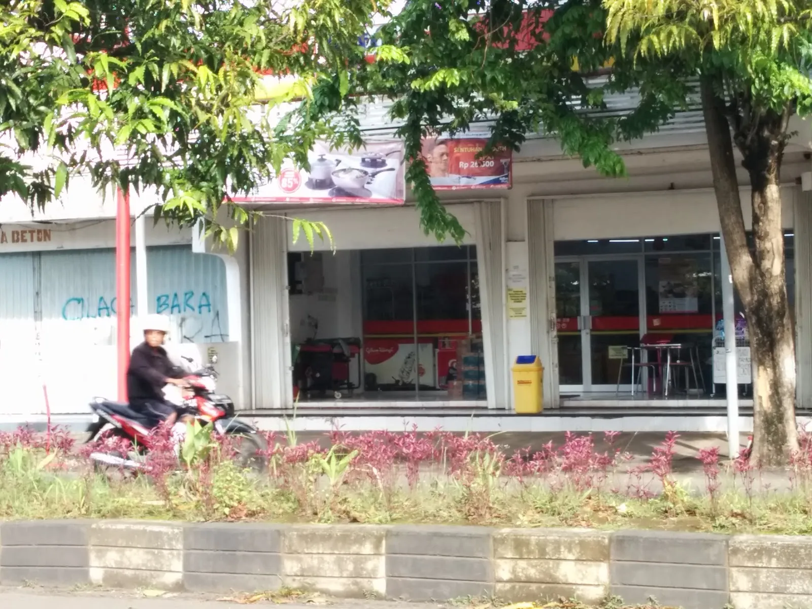 Alfamart Perintis Kemerdekaan 2