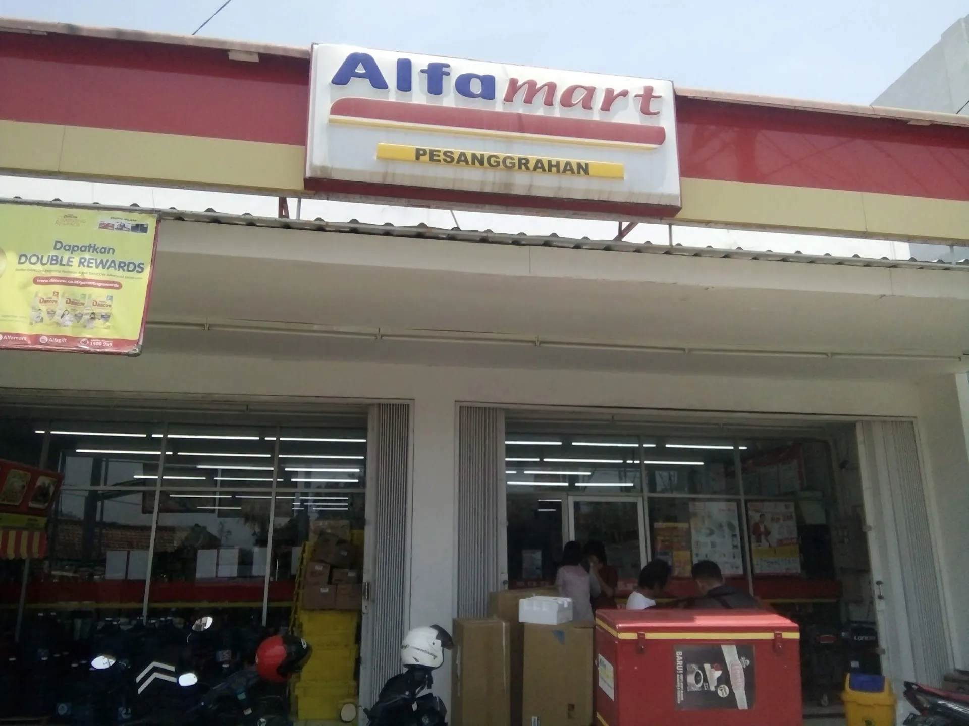 Alfamart Pesanggrahan