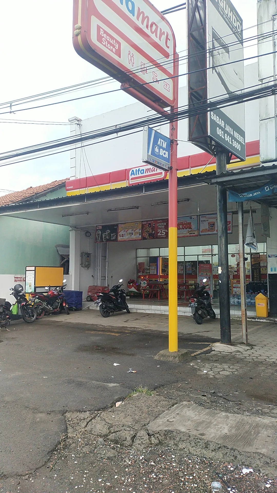 Alfamart Saliwangi
