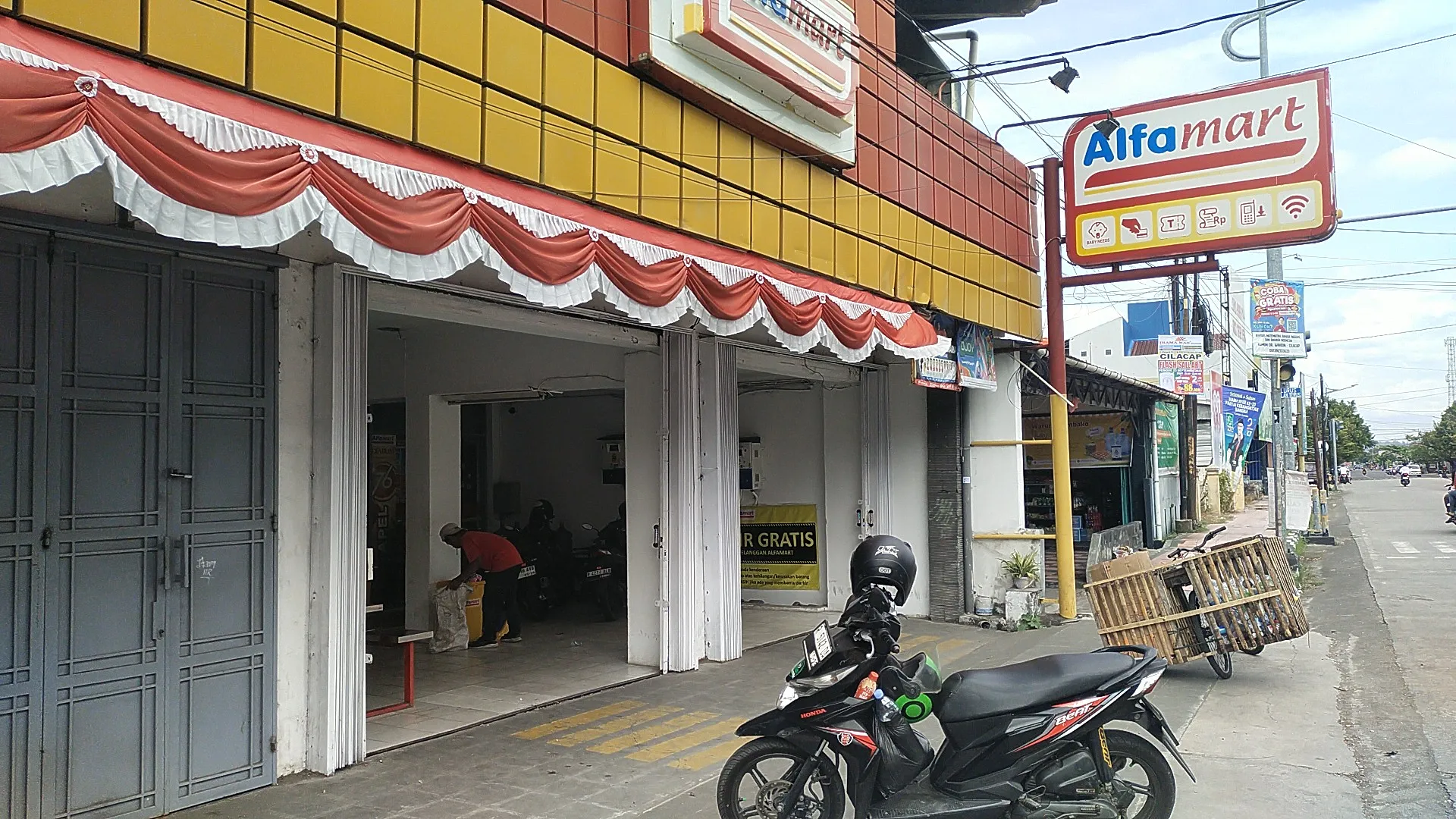 Alfamart Sudirman