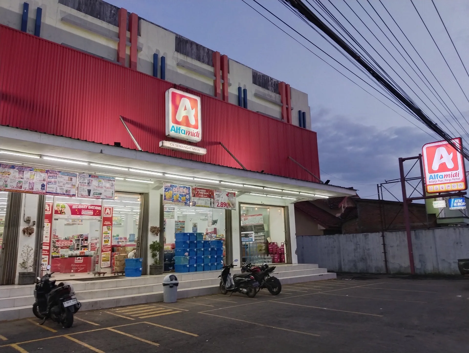 ALFAMIDI SQ2A URIP SUMOHARJO