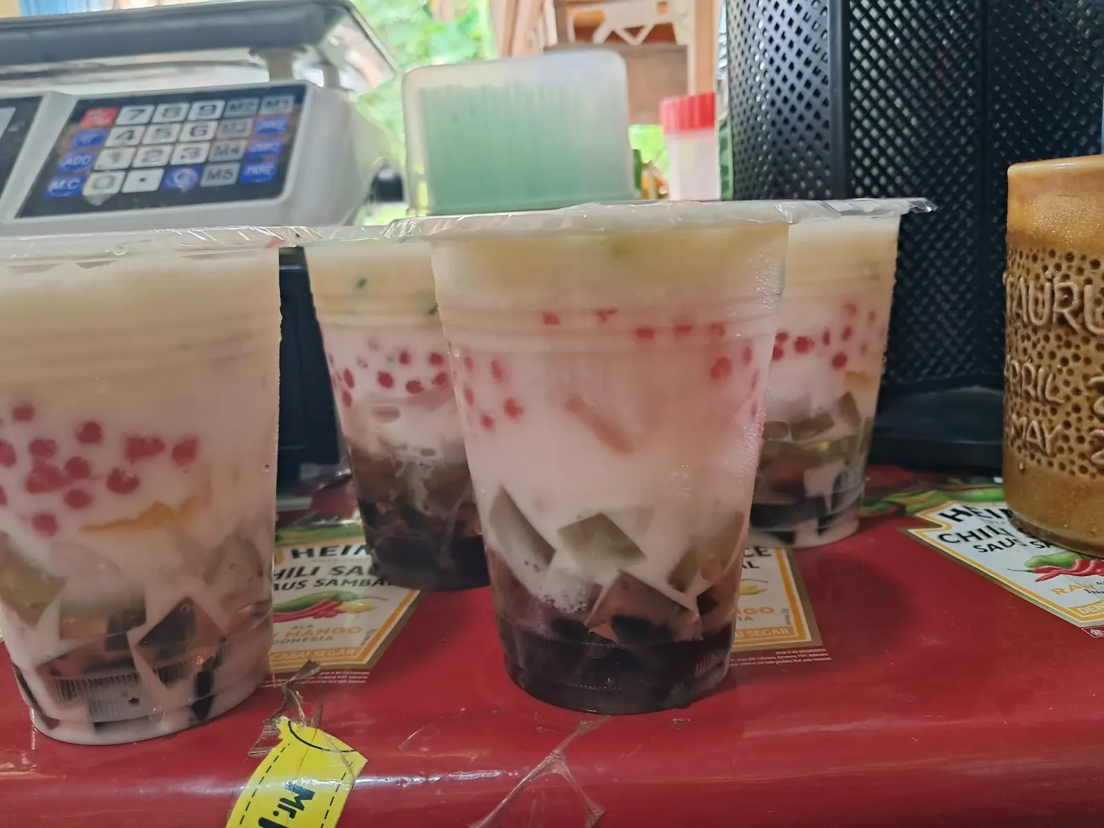 Alif Fruits Bar