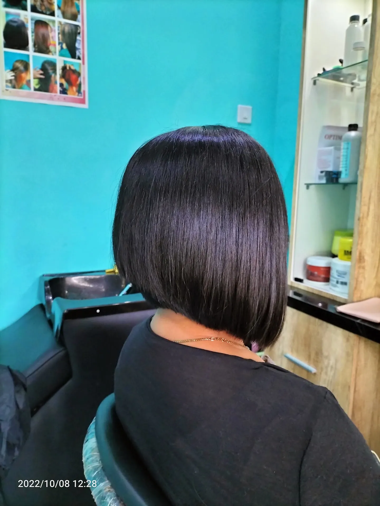 Alis Salon adipala