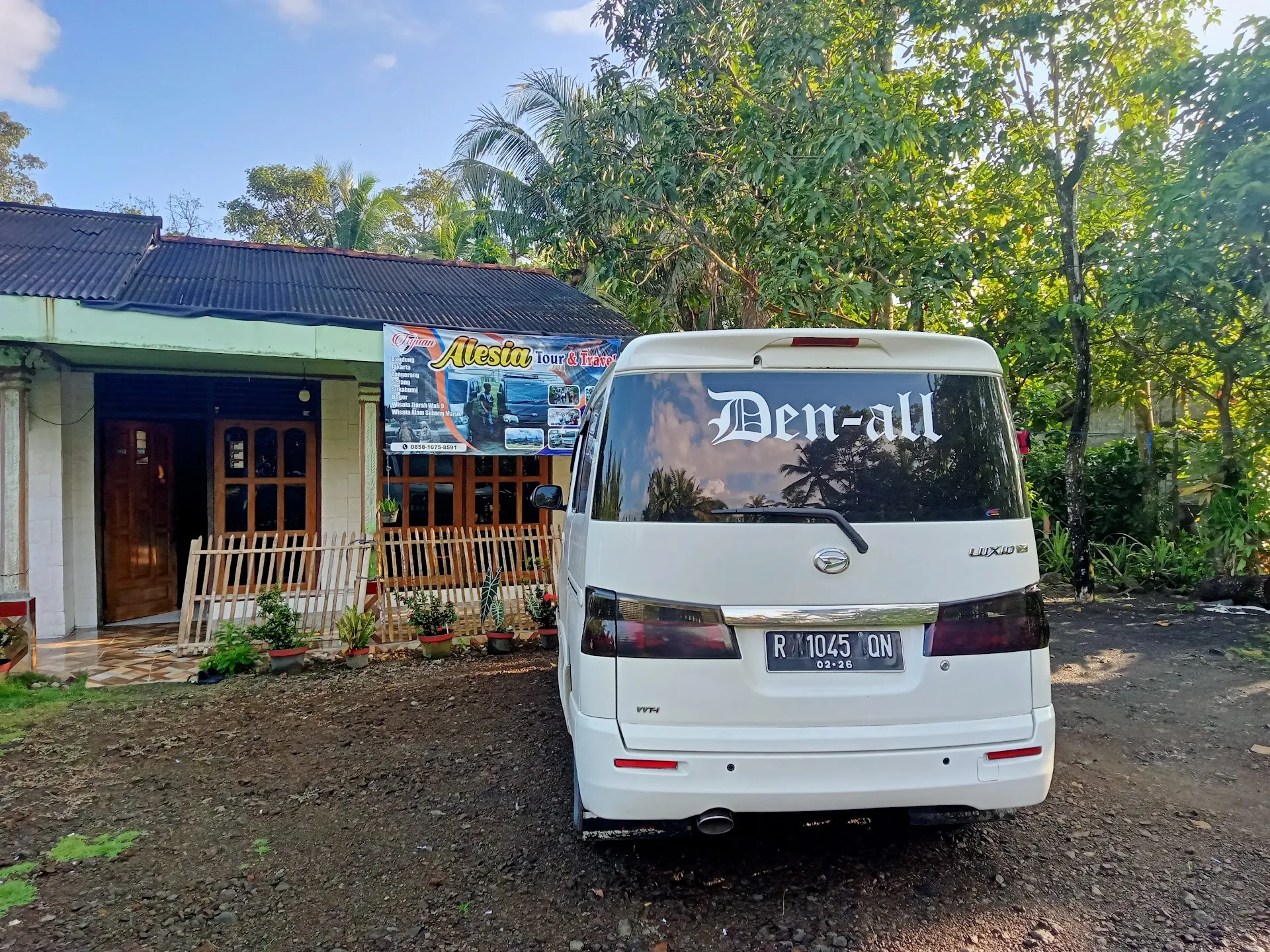 ALLESIA TOUR & TRAVEL