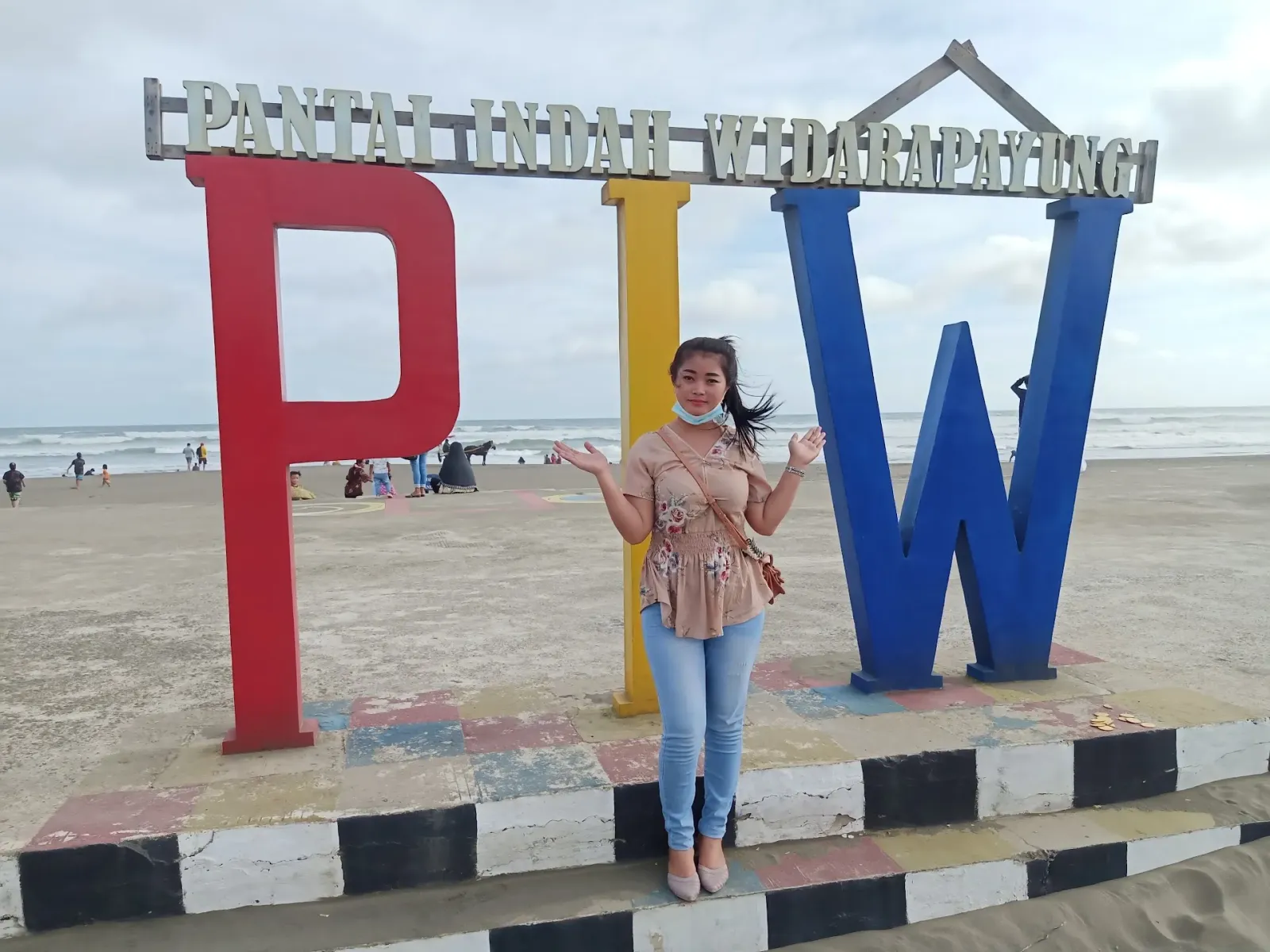 Alun Alun Widarapayung