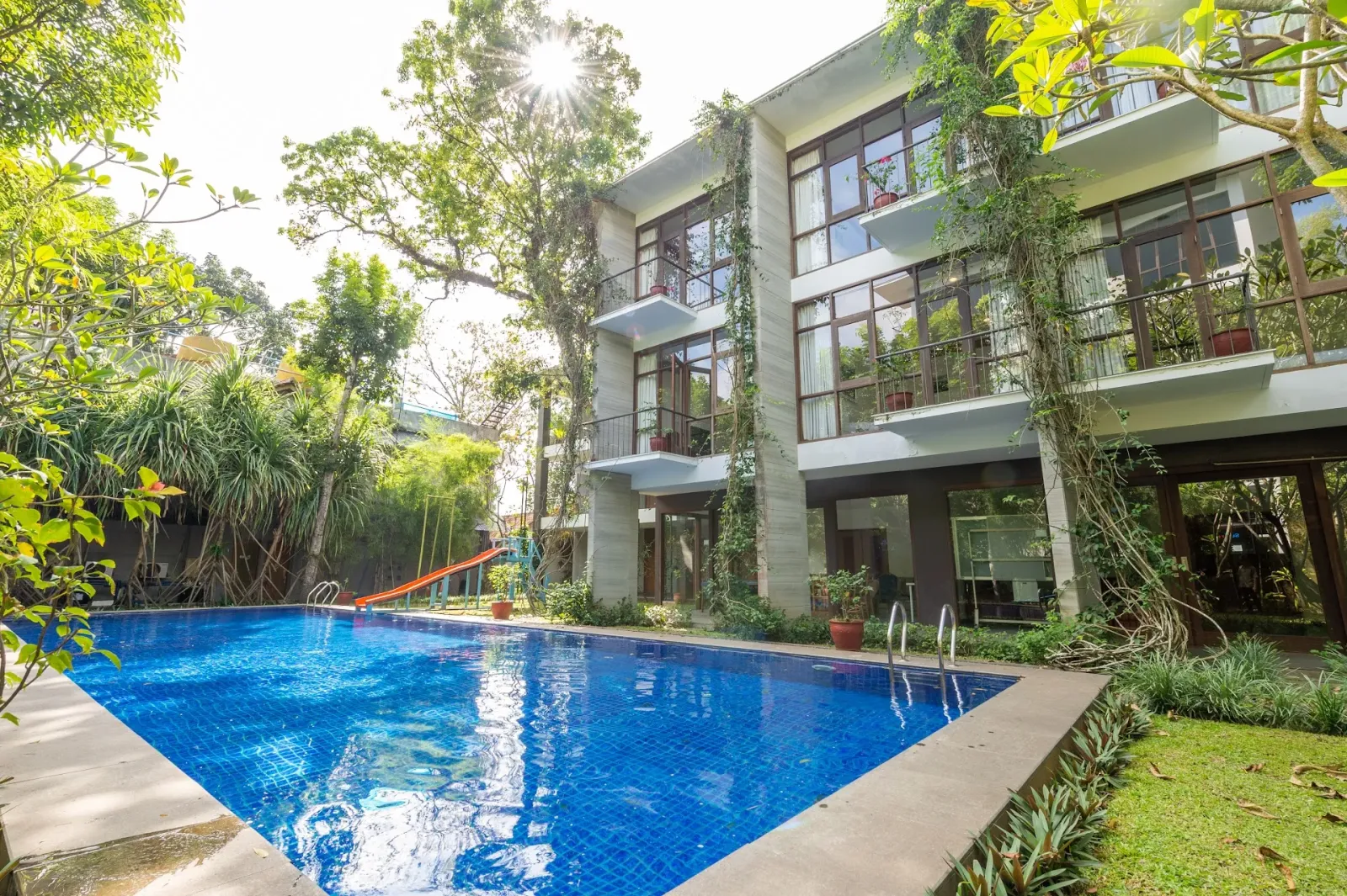 Alvy Guest House
