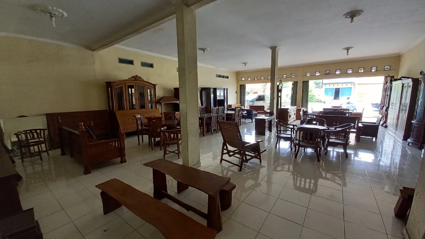 Amanat Toko Mebel
