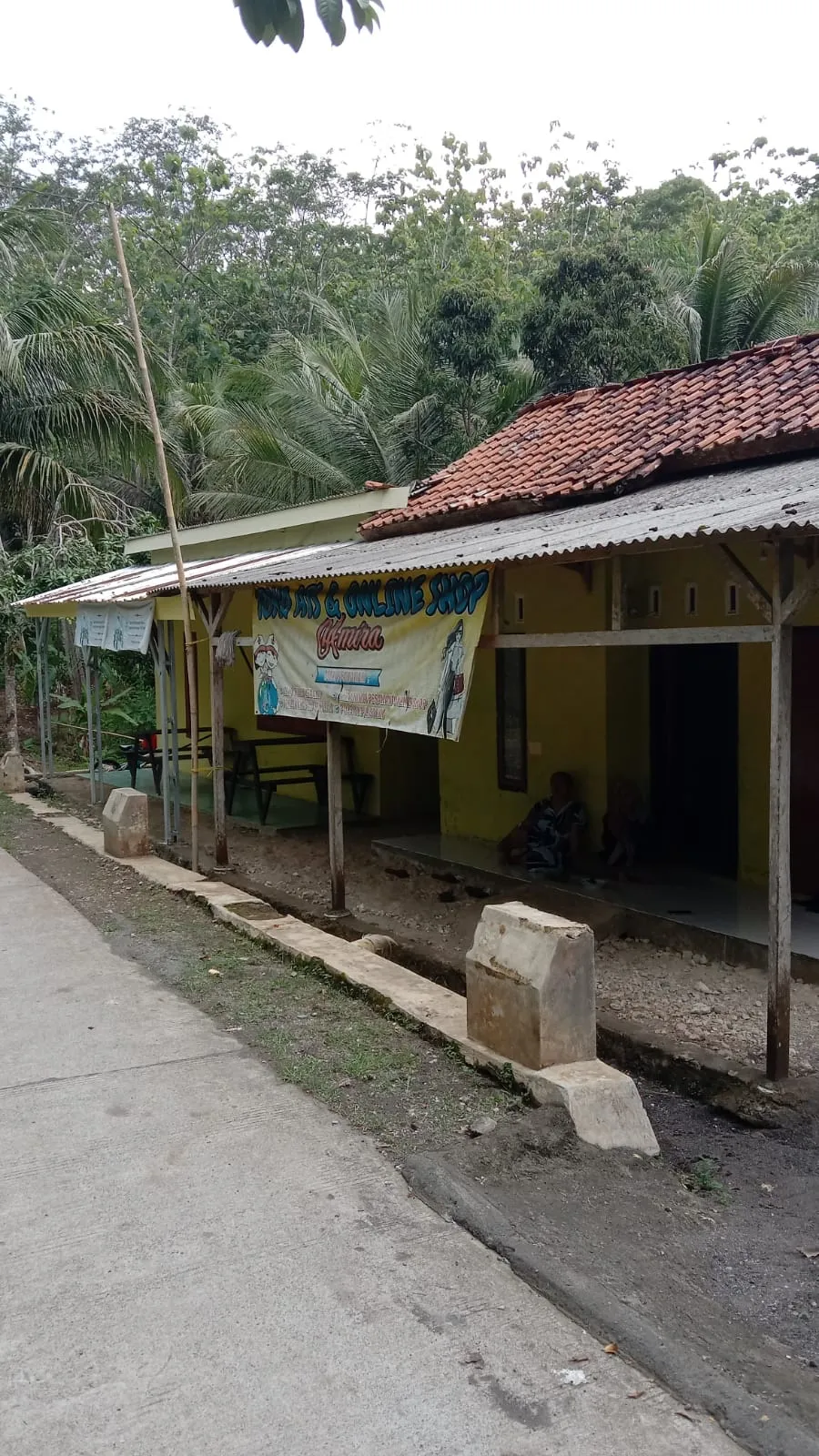 Amira shop & alat tulis