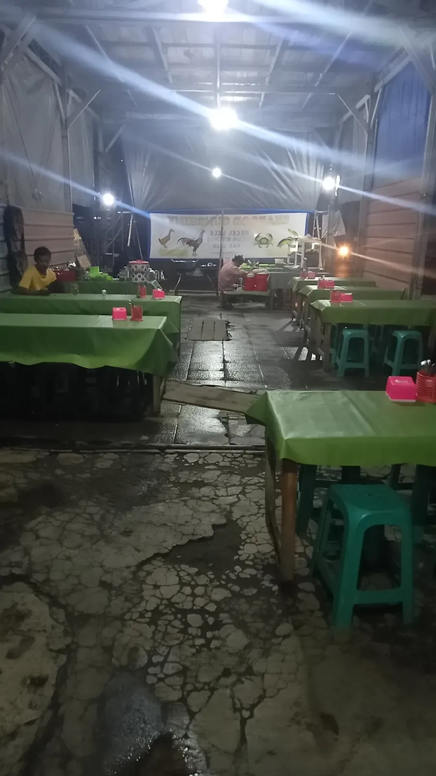 Aneka Jajanam Sate Seafood "Yukhasi"