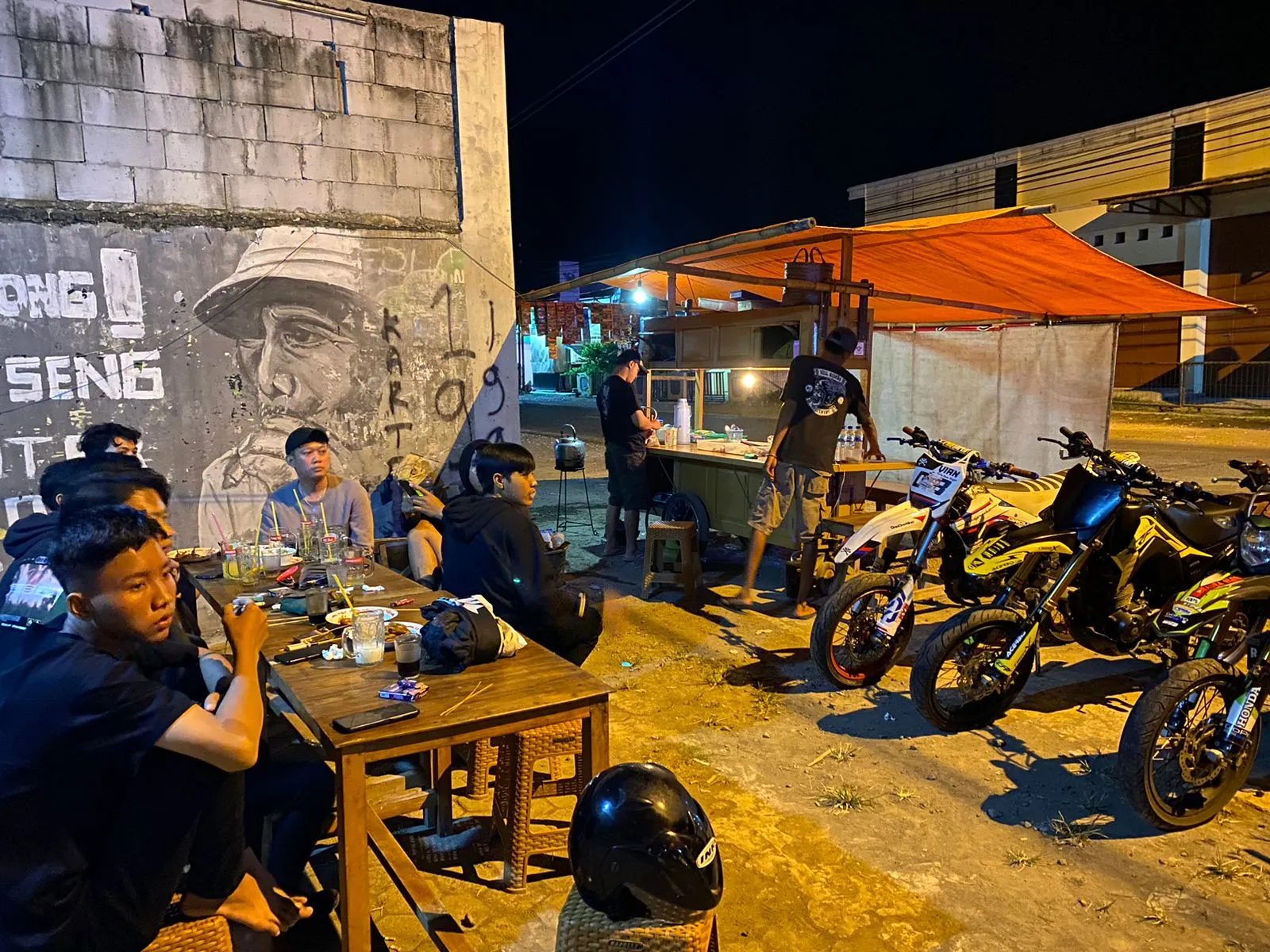 Angkringan Dulur Lanang