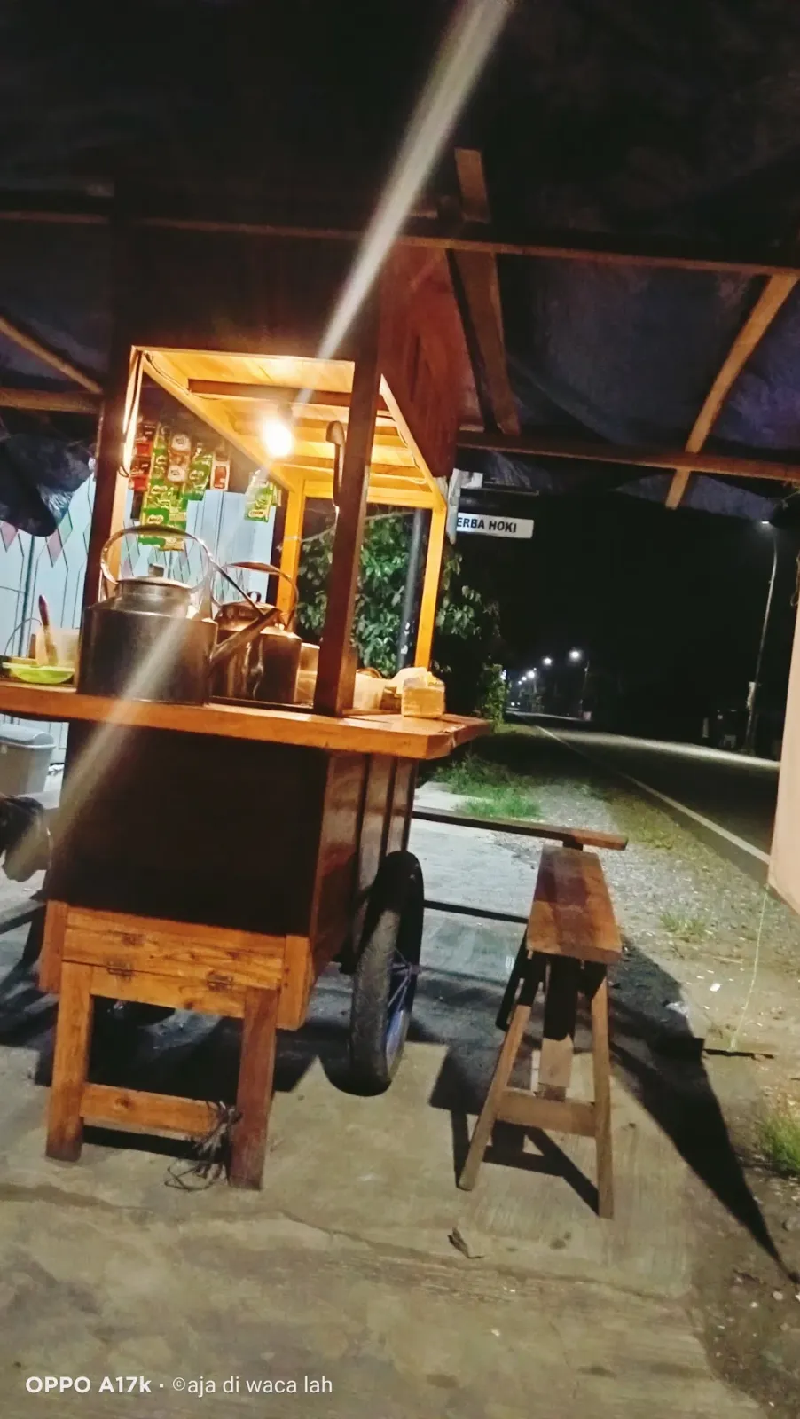 ANGKRINGAN MASZEHH..