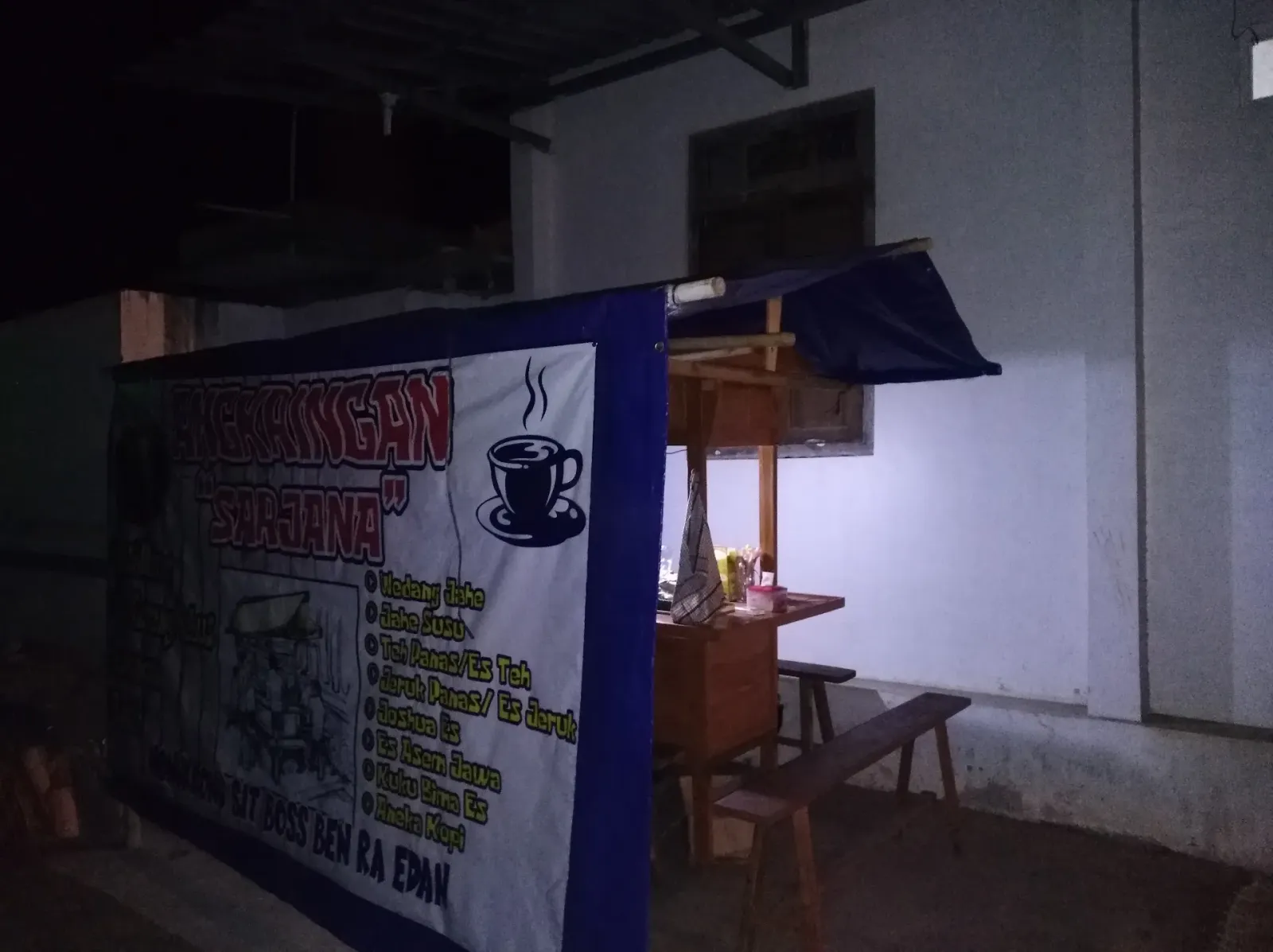 Angkringan Sarjana Karangmangu