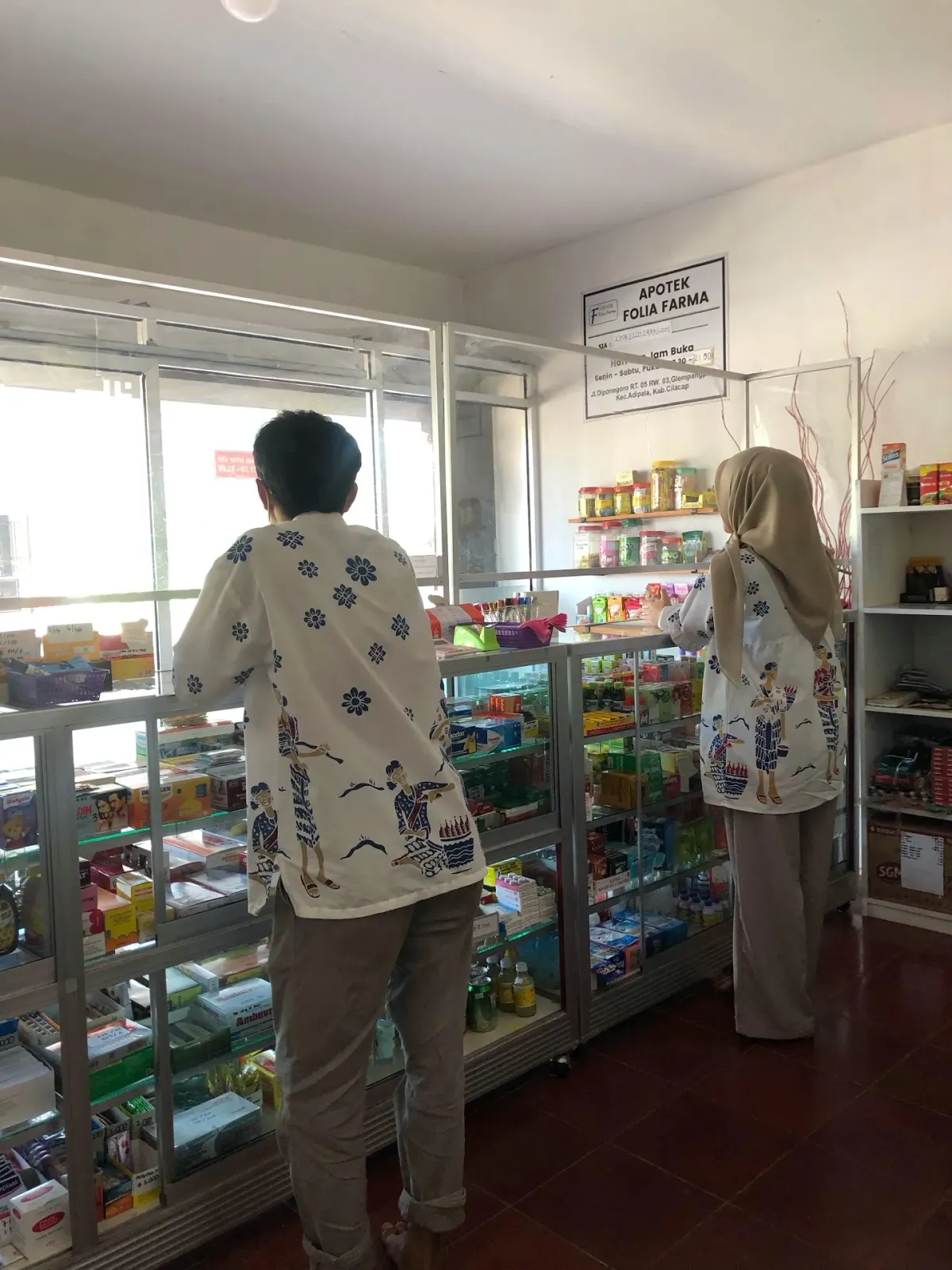 APOTEK FOLIA FARMA