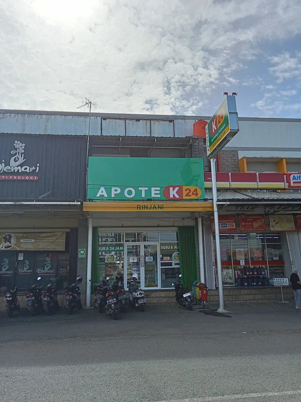 Apotek K-24 Rinjani Cilacap