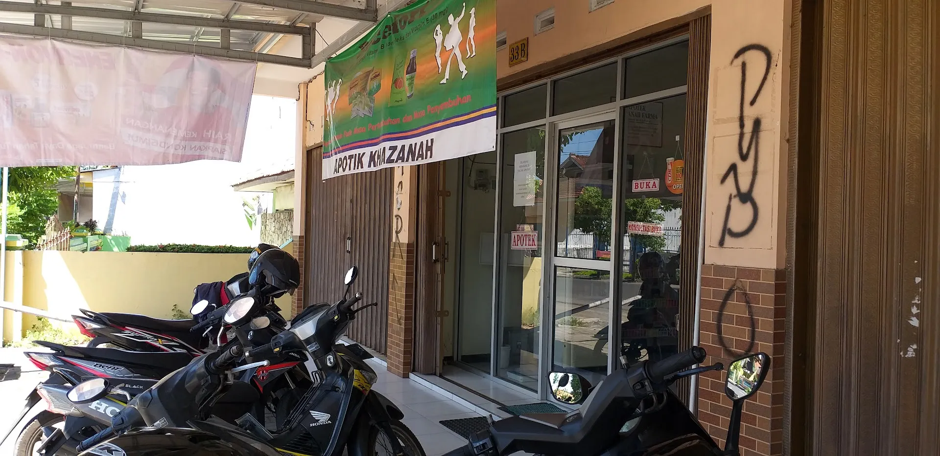 Apotek Khazanah Farma