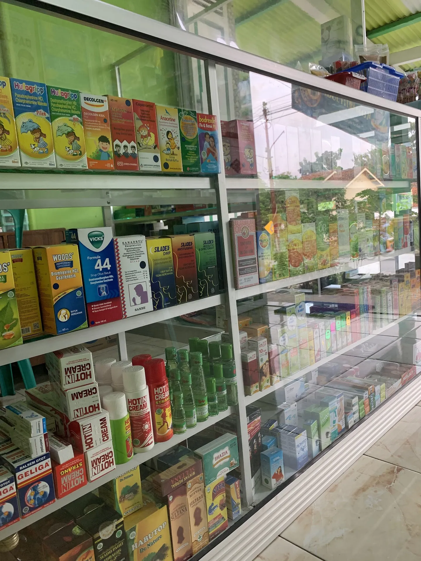 Apotek Mega Kembang Waras