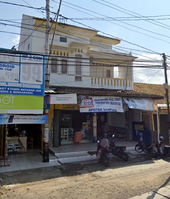 Apotik Sampang