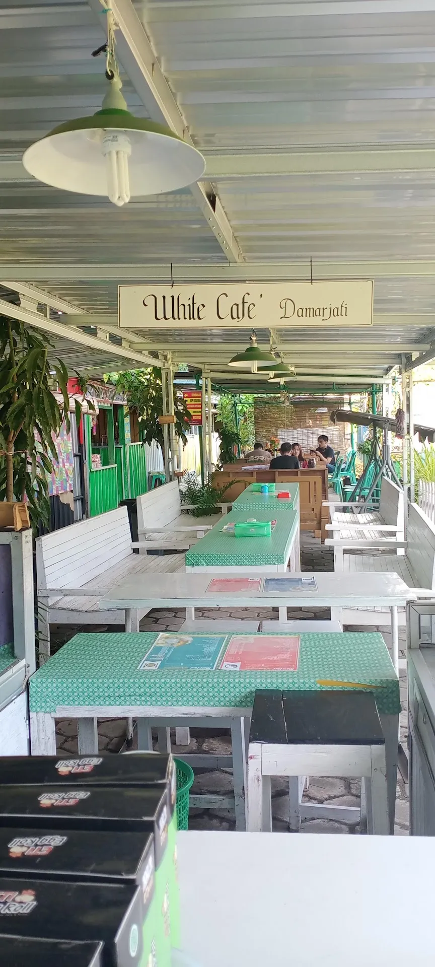 Arial Cafe