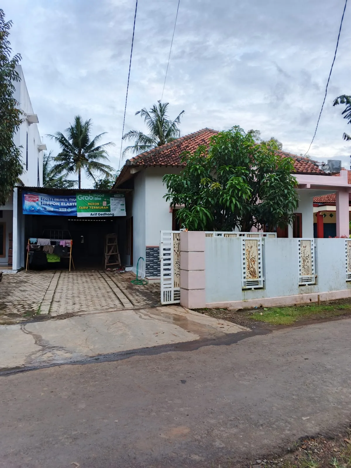 Arif gedang & paving blok