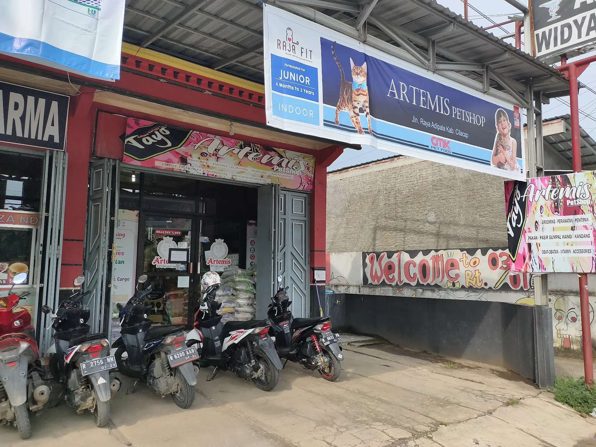 Artemis Pet Shop and Care Adipala