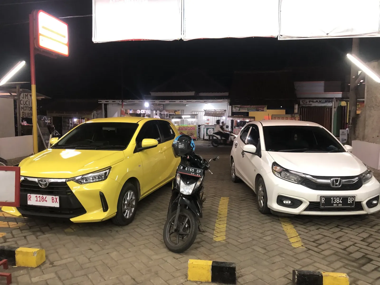 ASTRU RENTAL MOBIL