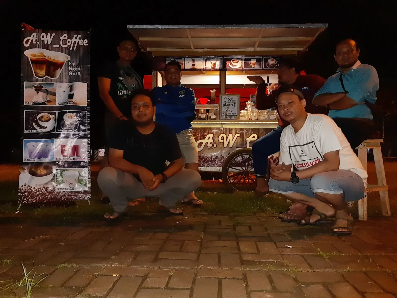 AW Coffee Alun-Alun