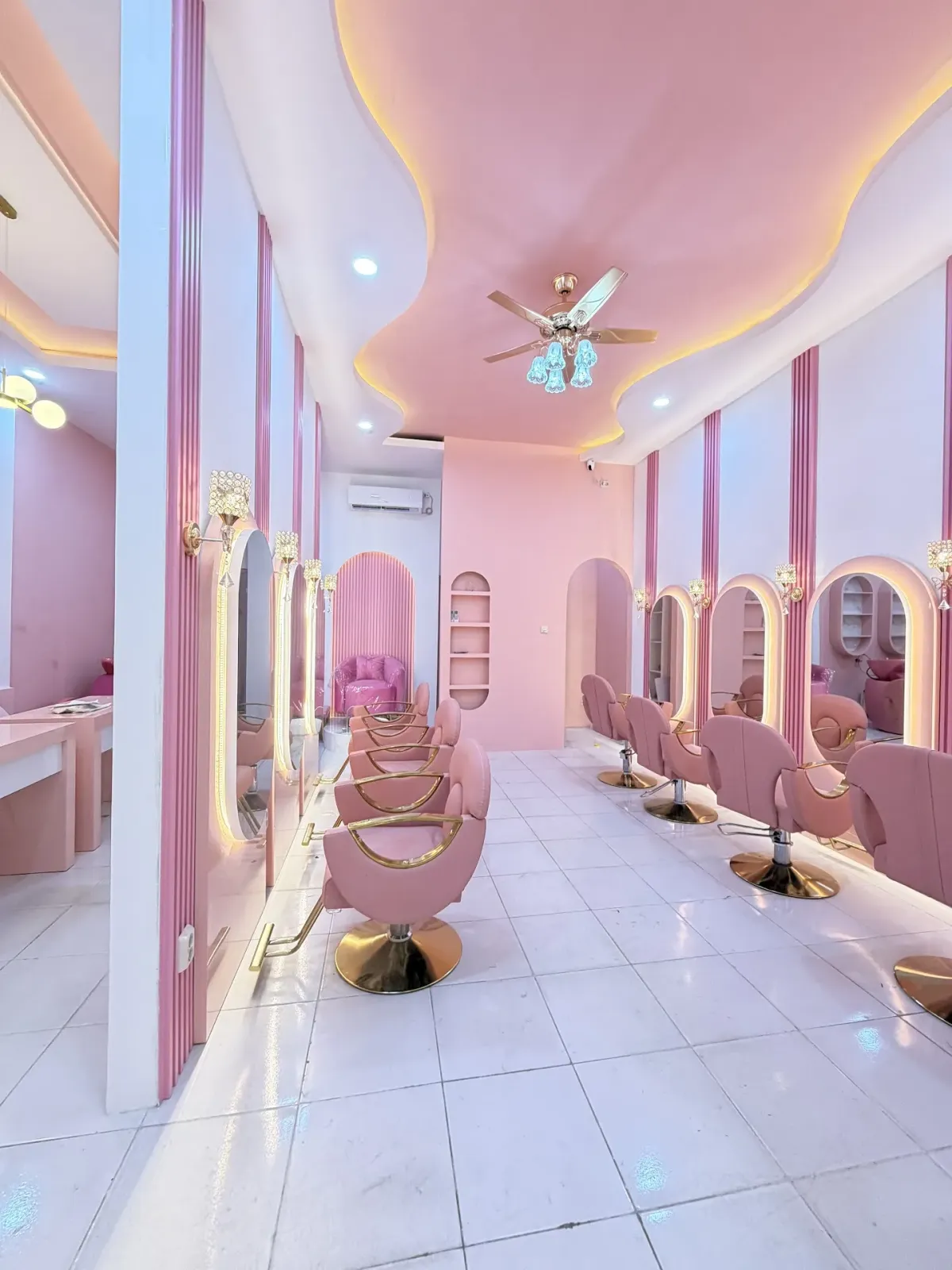AY SALON KROYA