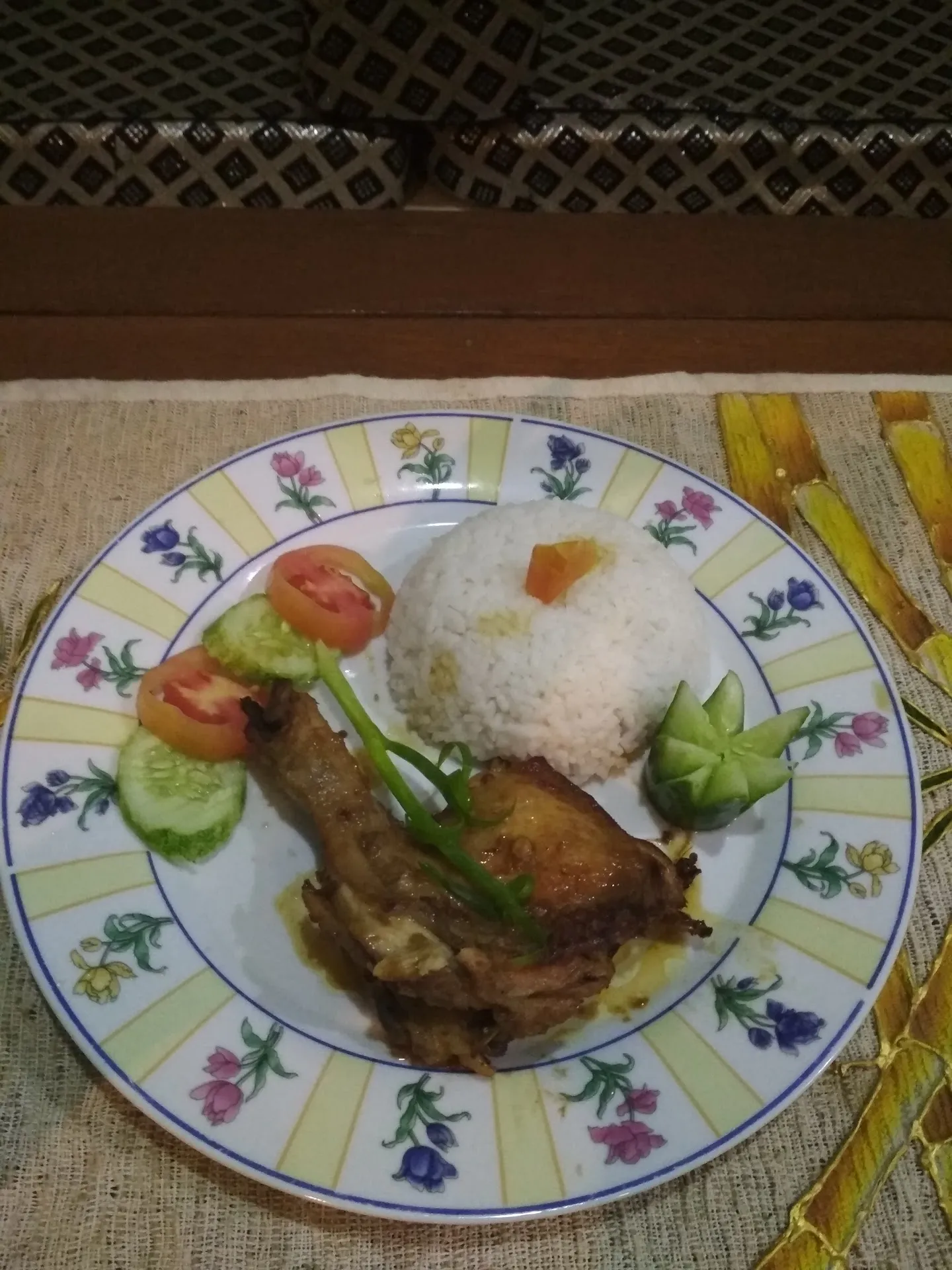Ayam dan Mie Bakar