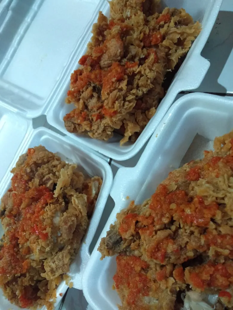Ayam Goreng Adelia
