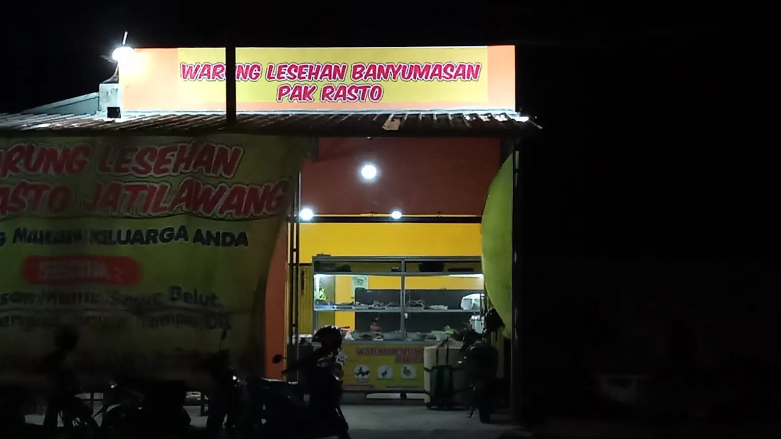 Ayam Goreng Laos Pak Edi