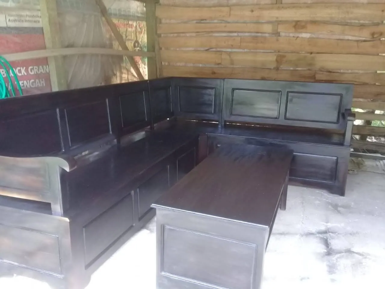 Az Zahra Furniture
