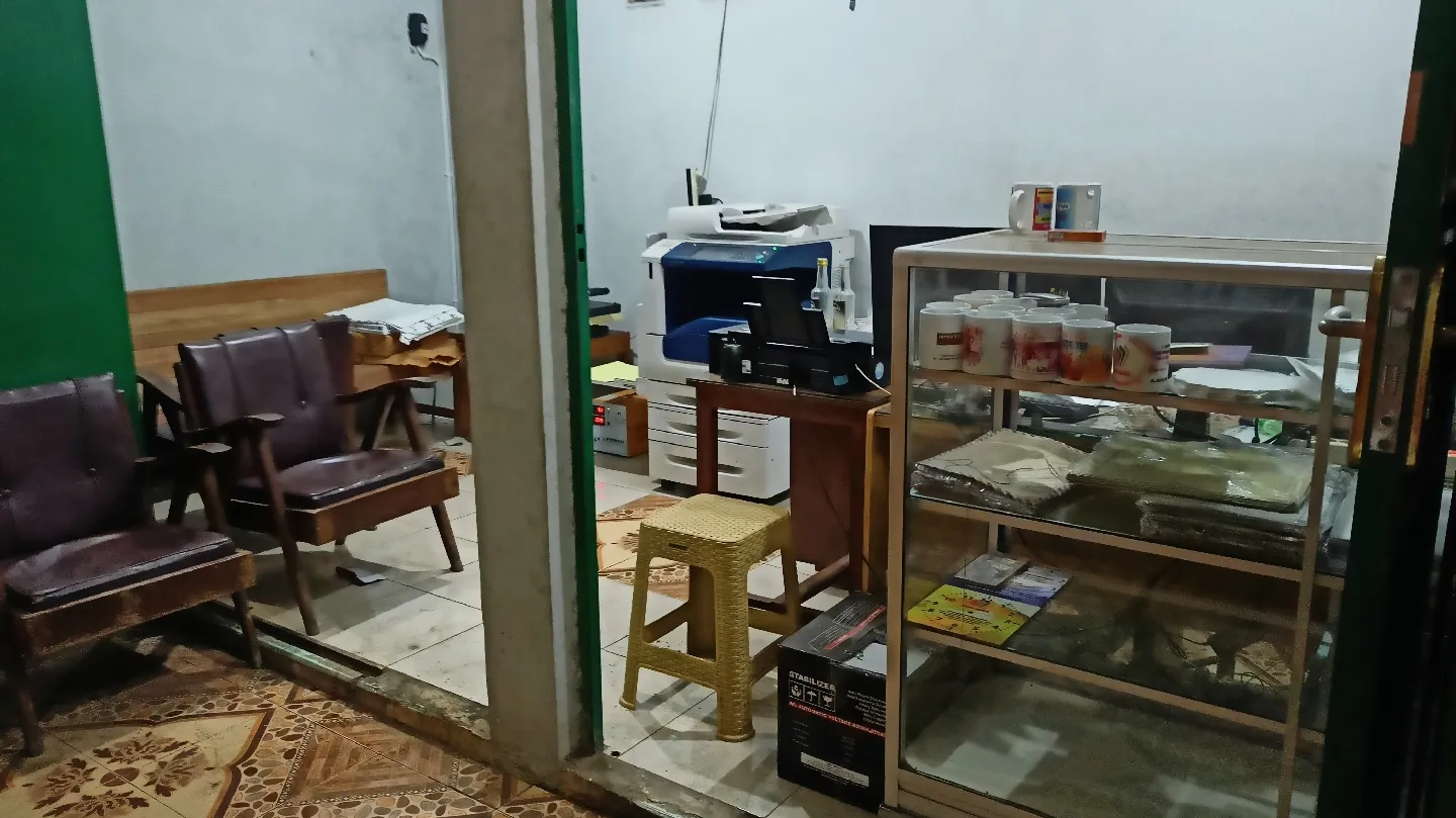 AZCO Graphic Design Cetak Foto Undangan Banner