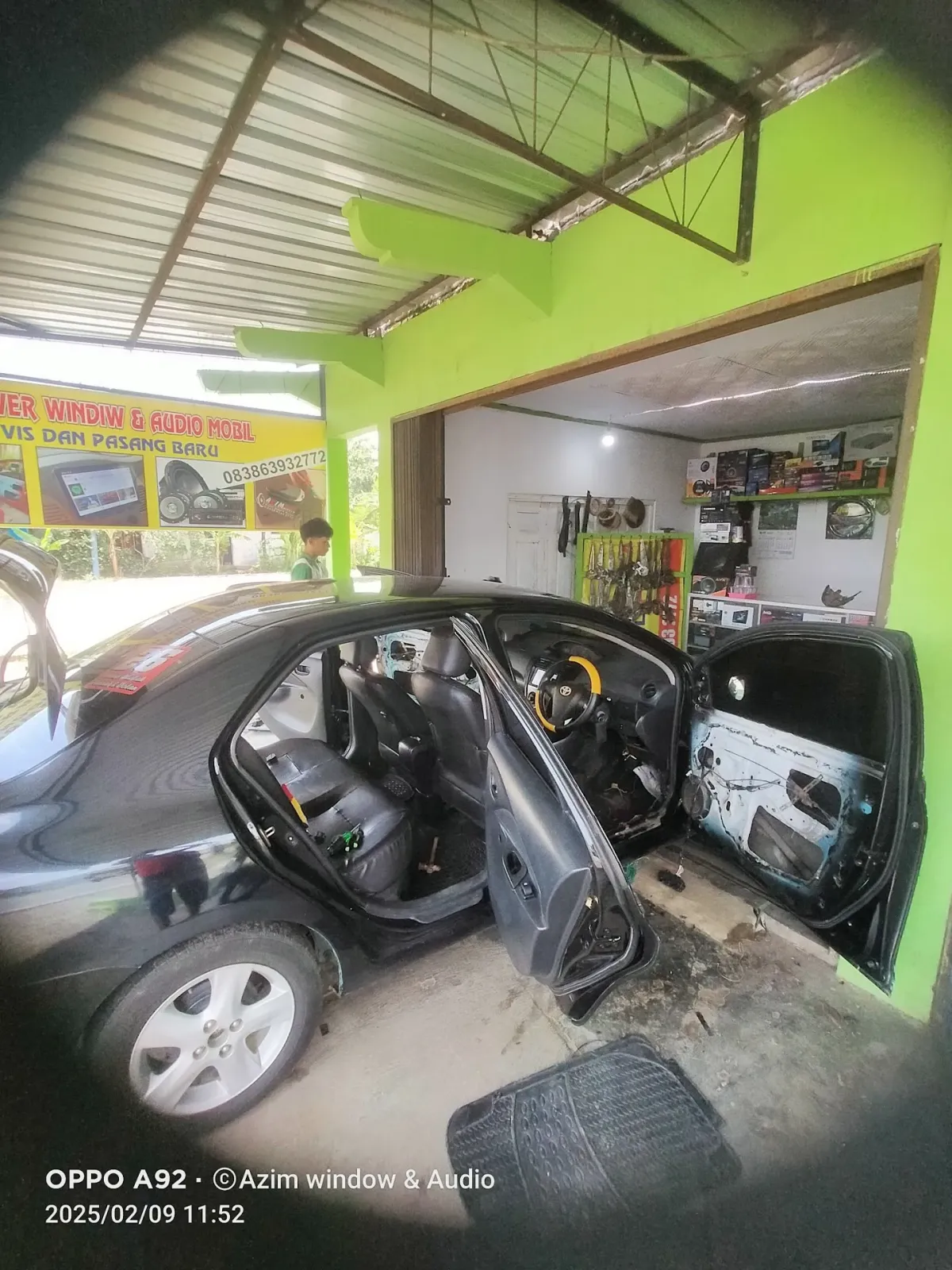 Azim Power window & Audio mobil