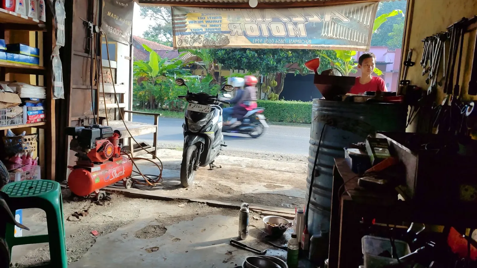 Azzam Motor