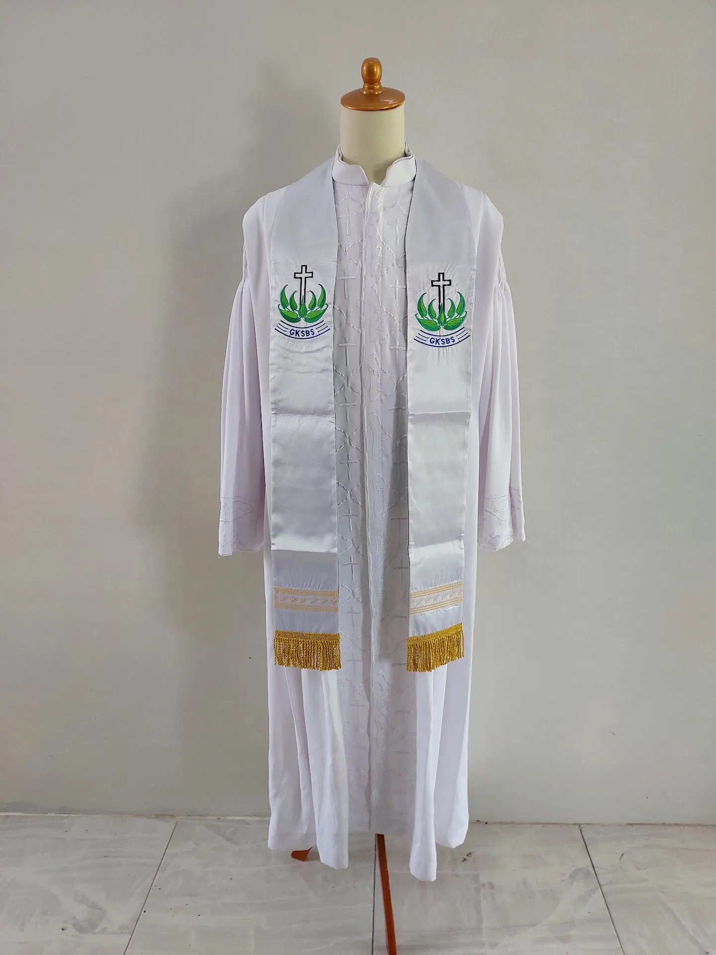 Baju Pendeta