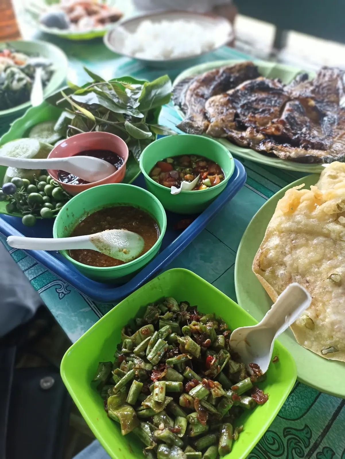 Bakar Ikan Piade Monyet