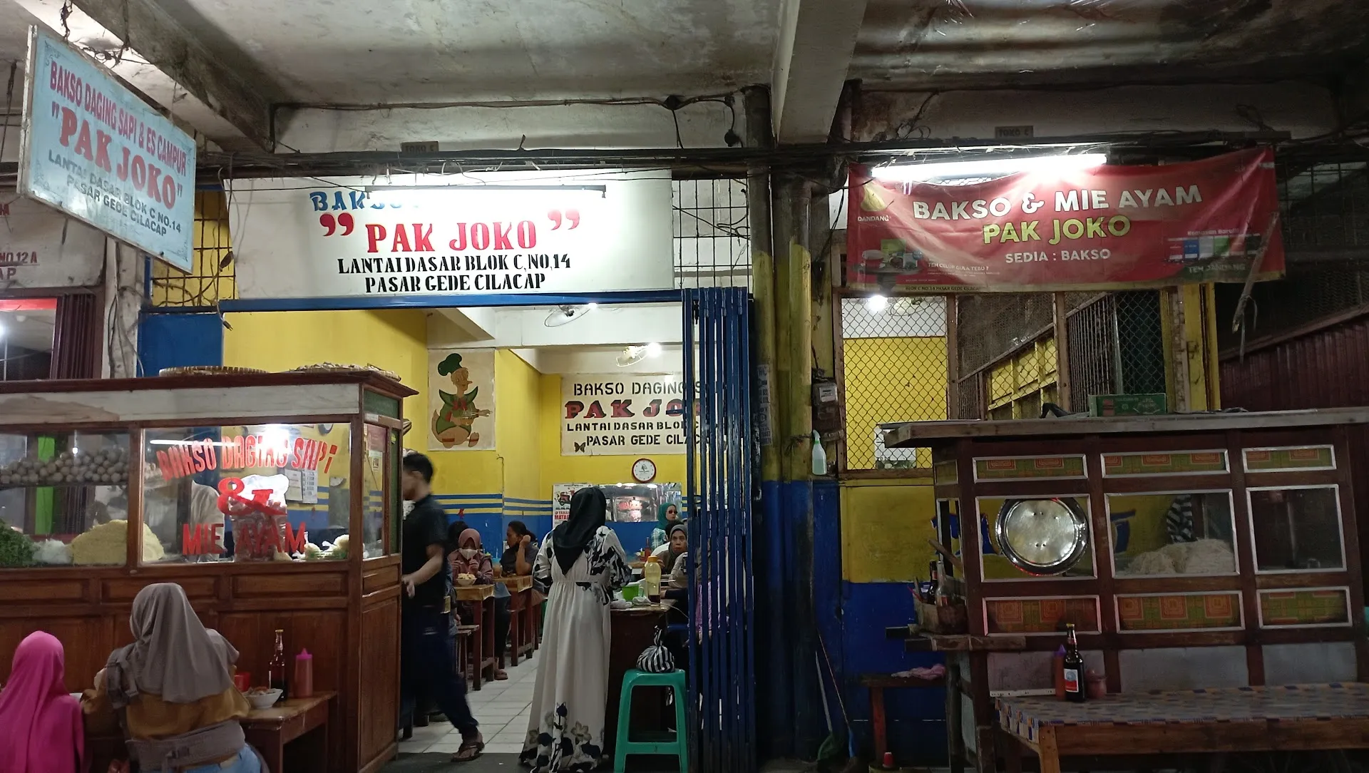 Bakso Daging Sapi & Es Campur Pak Joko Pasar Gede