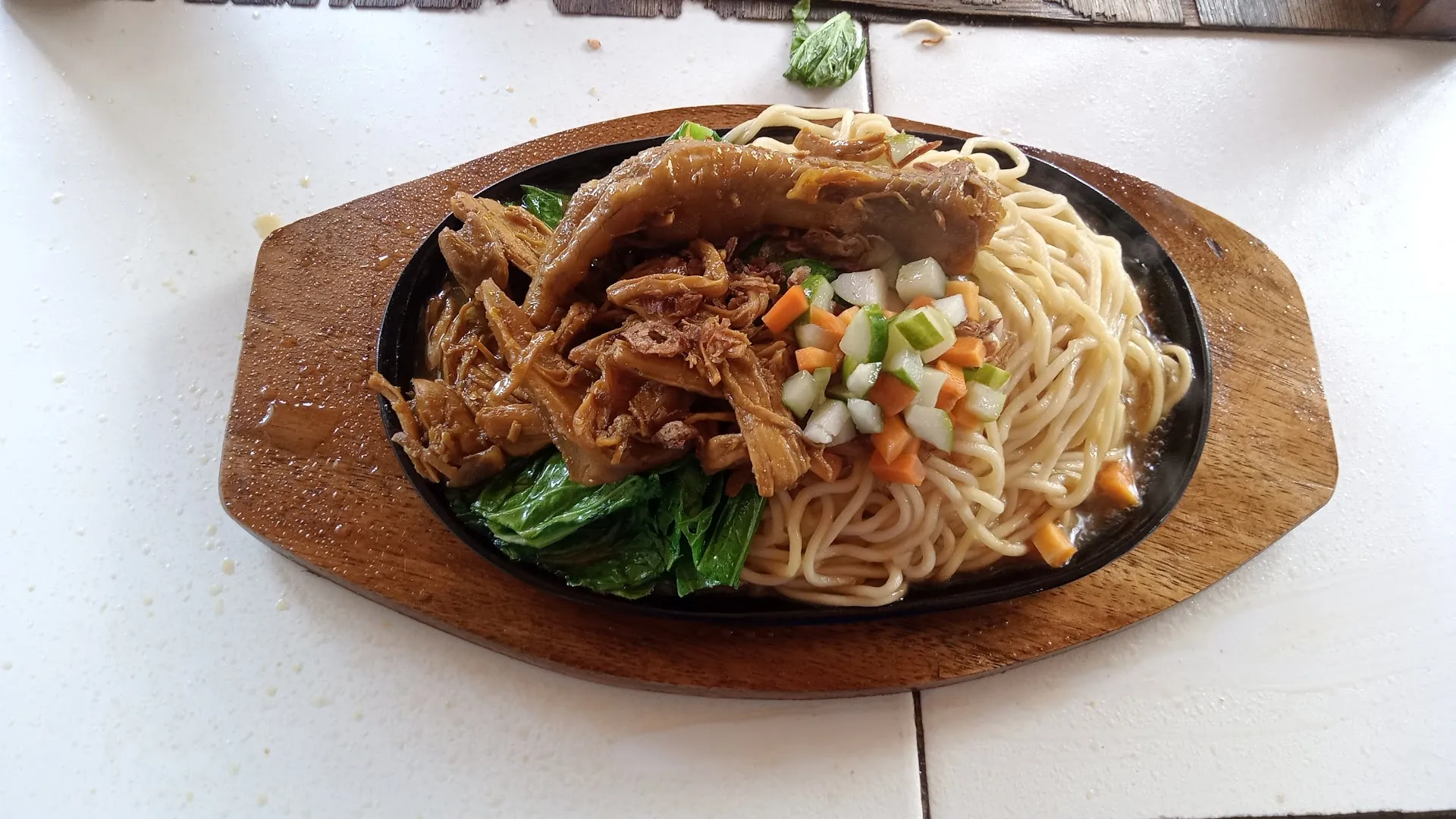 Bakso jumbo dan mie ayam Afifah