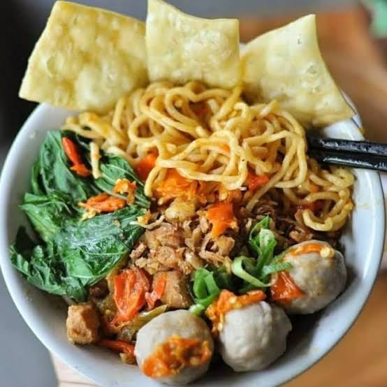Bakso & Mi ayam".Tanduk Maning Bang Supri