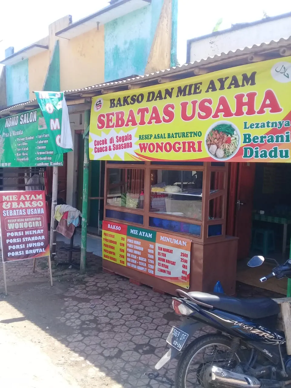 Bakso & Mie Ayam Sebatas Usaha