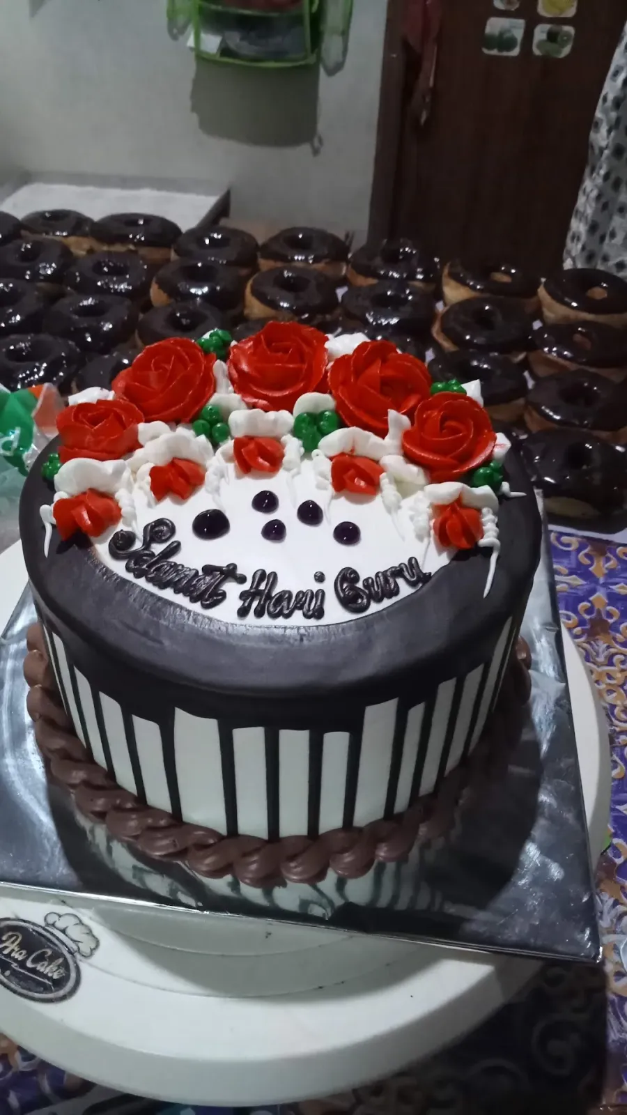 Bakul roti ulang tahun
