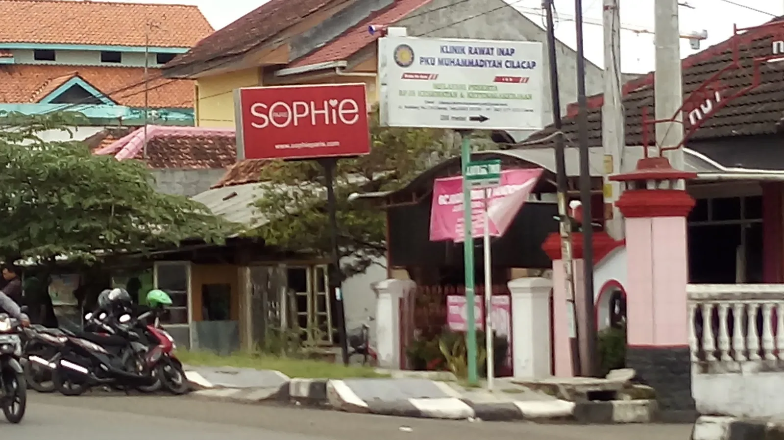 BC Sugeng Budhi Handoyo [Sophie Paris]